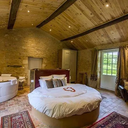 Guest house Chateau De L'abbaye - Teritoria 4*