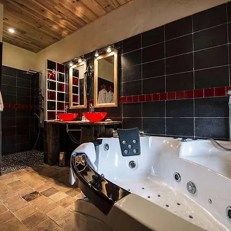 Chateau De L'abbaye - Teritoria بيت ضيافة Moreilles