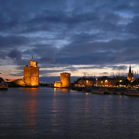 Chateau De L'abbaye - Teritoria بيت ضيافة Moreilles
