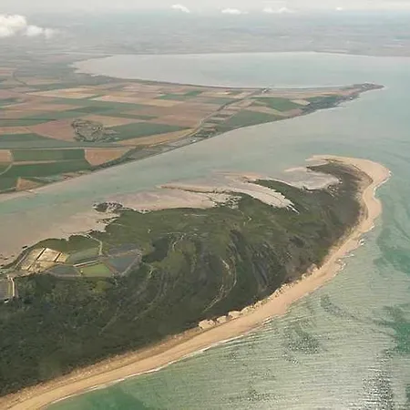 بيت ضيافة Chateau De L'abbaye - Teritoria 4*