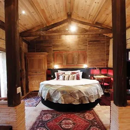 Chateau De L'abbaye - Teritoria Guest house 4*