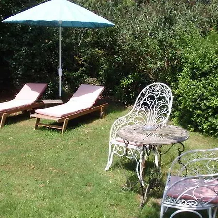 Chateau De L'abbaye - Teritoria Guest house