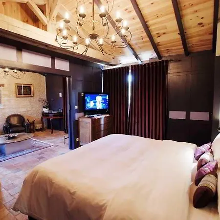 Chateau De L'abbaye - Teritoria بيت ضيافة 4*