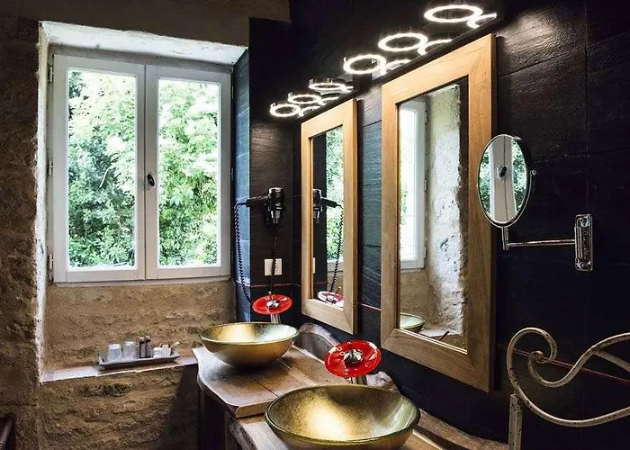 Maison d'hôtes Château De L'abbaye - Les Collectionneurs 4*