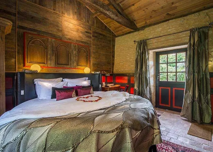 Maison d'hôtes Château De L'abbaye - Les Collectionneurs