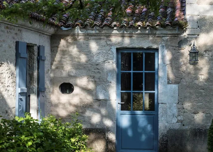 Maison d'hôtes Château De L'abbaye - Les Collectionneurs