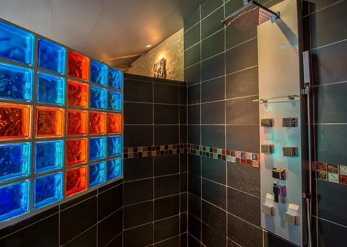 Maison d'hôtes Château De L'abbaye - Les Collectionneurs Moreilles