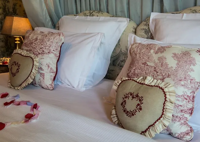 Château De L'abbaye - Les Collectionneurs Moreilles