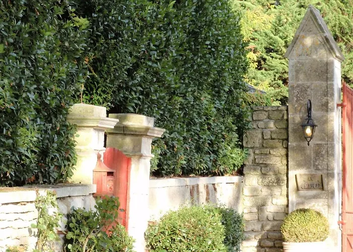 Maison d'hôtes Château De L'abbaye - Les Collectionneurs 4*