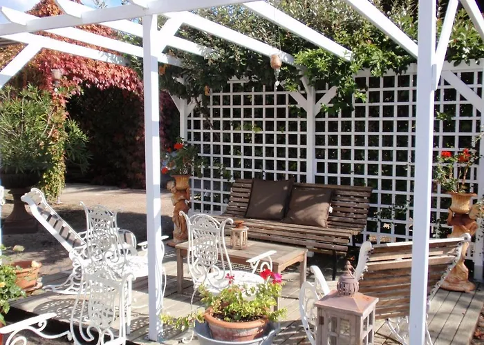 Château De L'abbaye - Les Collectionneurs