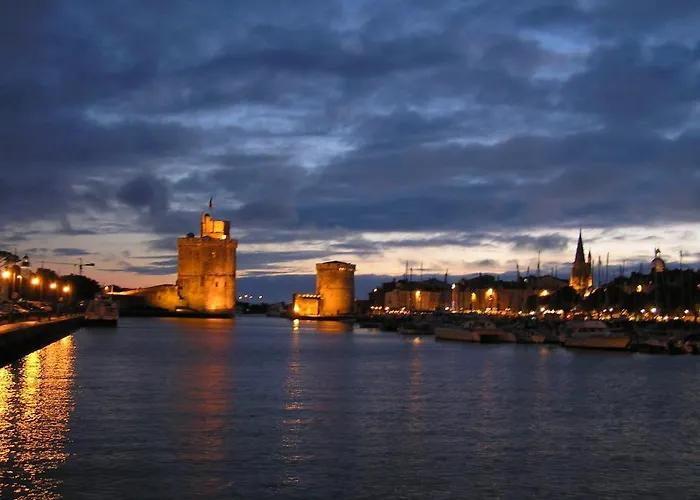 Château De L'abbaye - Les Collectionneurs Maison d'hôtes Moreilles