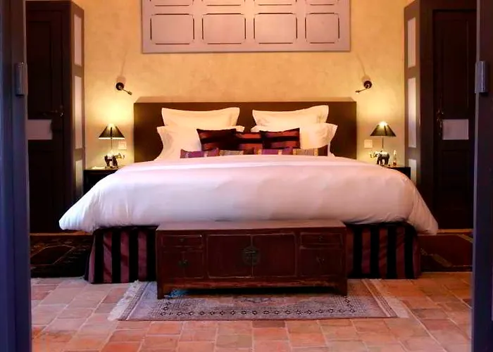 Château De L'abbaye - Les Collectionneurs Maison d'hôtes