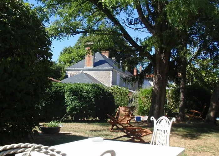 Château De L'abbaye - Les Collectionneurs Maison d'hôtes Moreilles