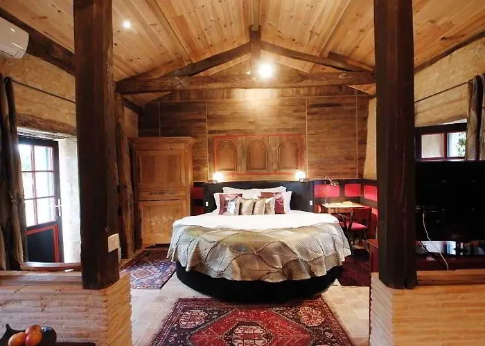 Château De L'abbaye - Les Collectionneurs Maison d'hôtes 4*