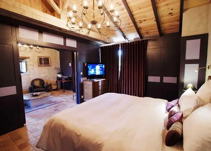 Château De L'abbaye - Les Collectionneurs Maison d'hôtes 4*