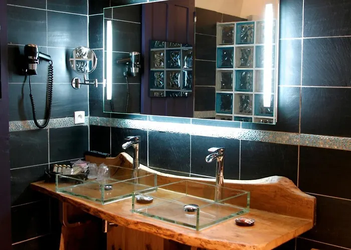 Château De L'abbaye - Les Collectionneurs Maison d'hôtes Moreilles